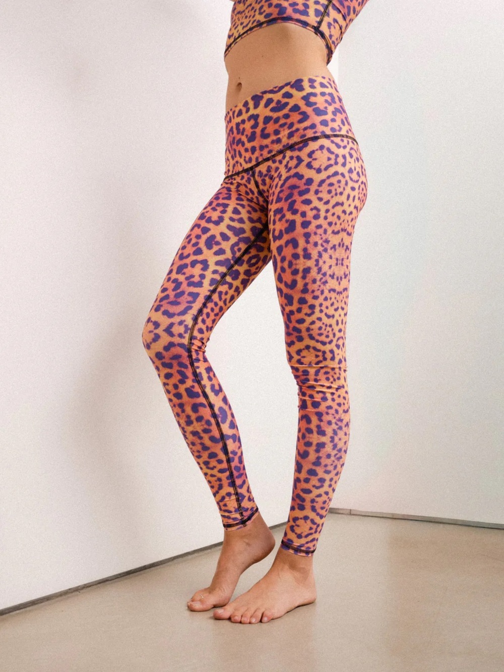 Teeki | Purple Awakening Hot Pant